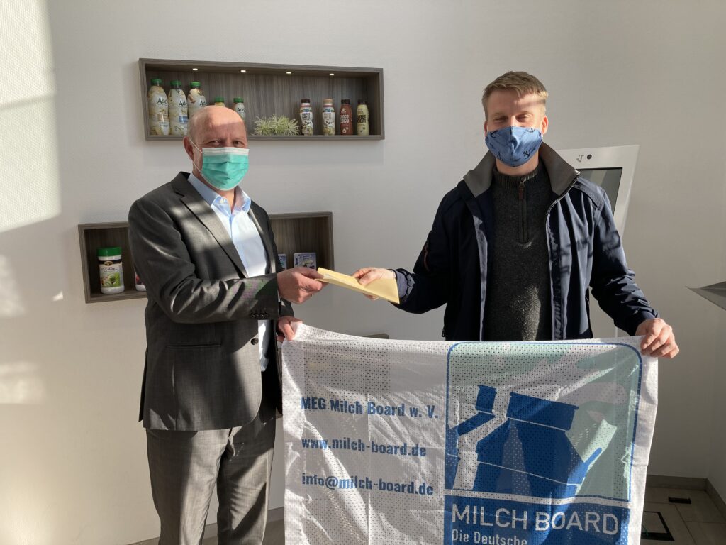 Landwirt nimmt schreiben an